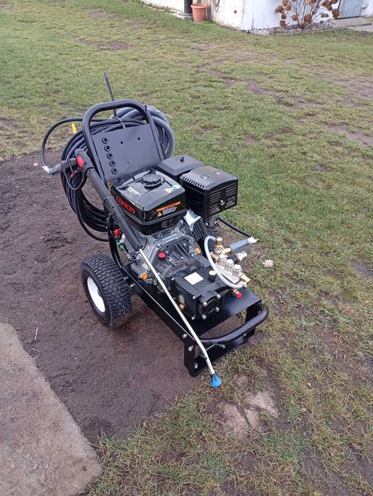 Myjka ciśnieniowa, spalinowa