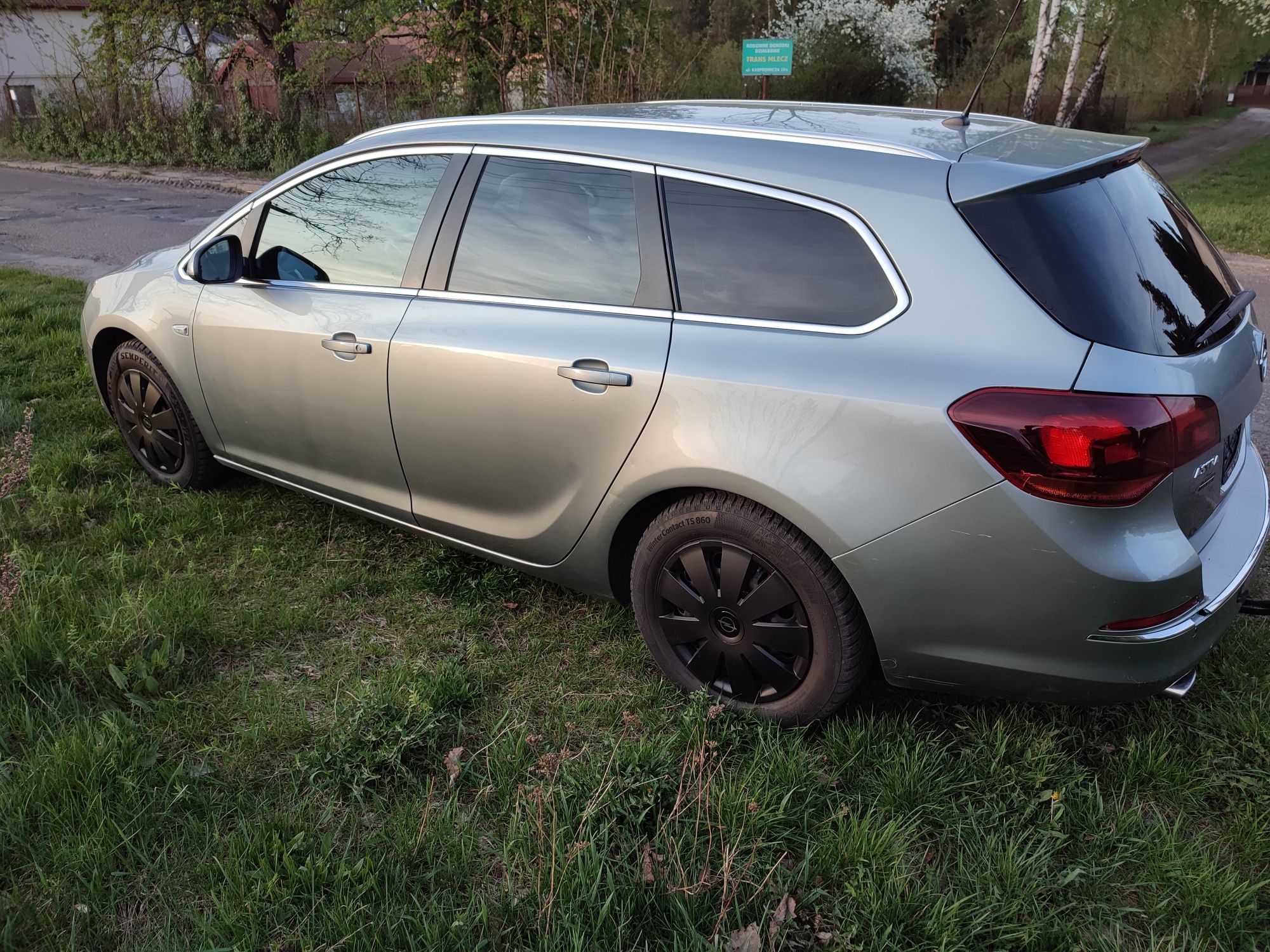 Opel Astra J 2.0 diesel 164km z Niemiec do Opłat.