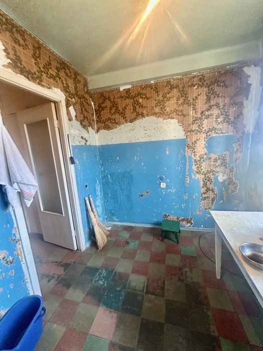 Продаётся 3 ком. кв. ул. Зестафонская в Осипенковском районе!