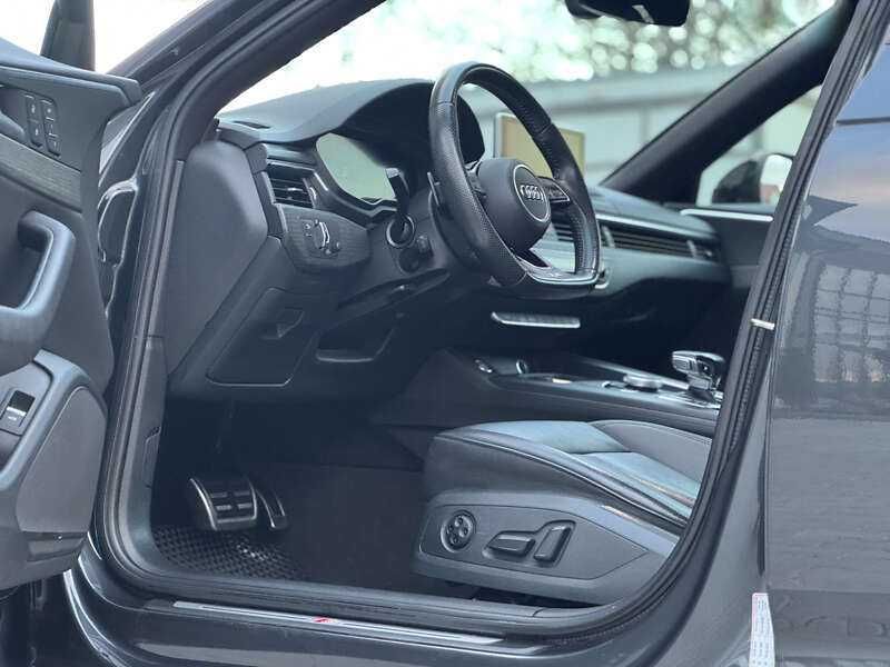 Audi A4 2018 2.0 TFSI Quattro