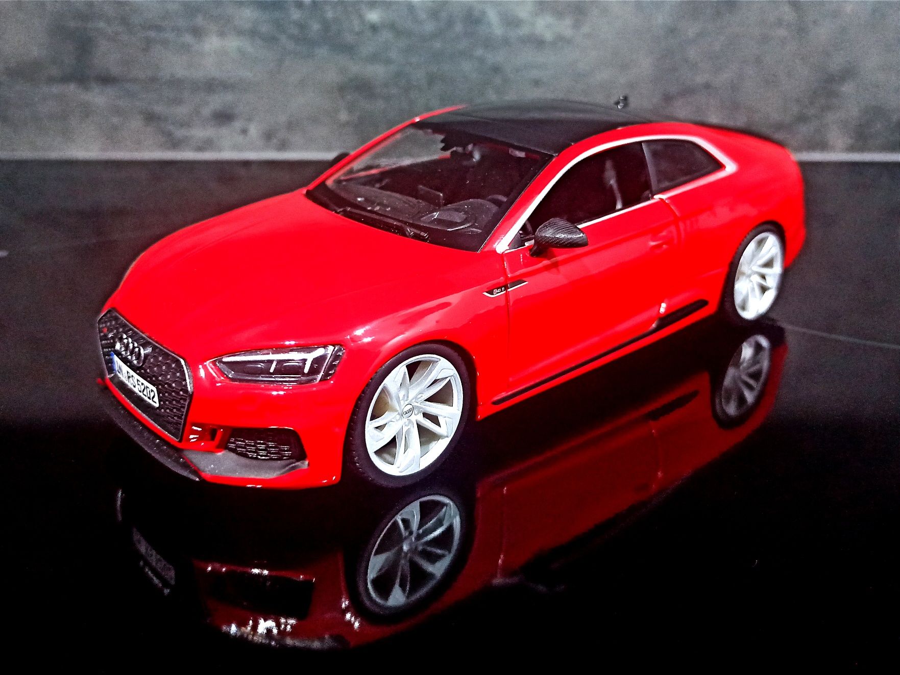 1:24 Audi RS e -tron GT, Audi RS5 coupe