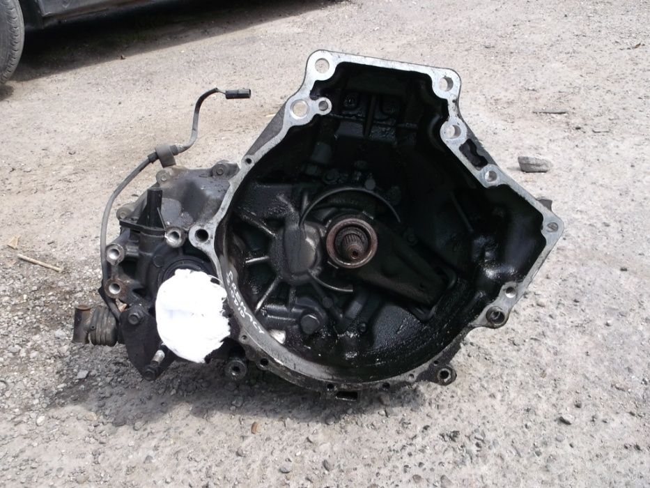 mazda PREMACY 00r 2.0 ditd skrzynia biegów w8