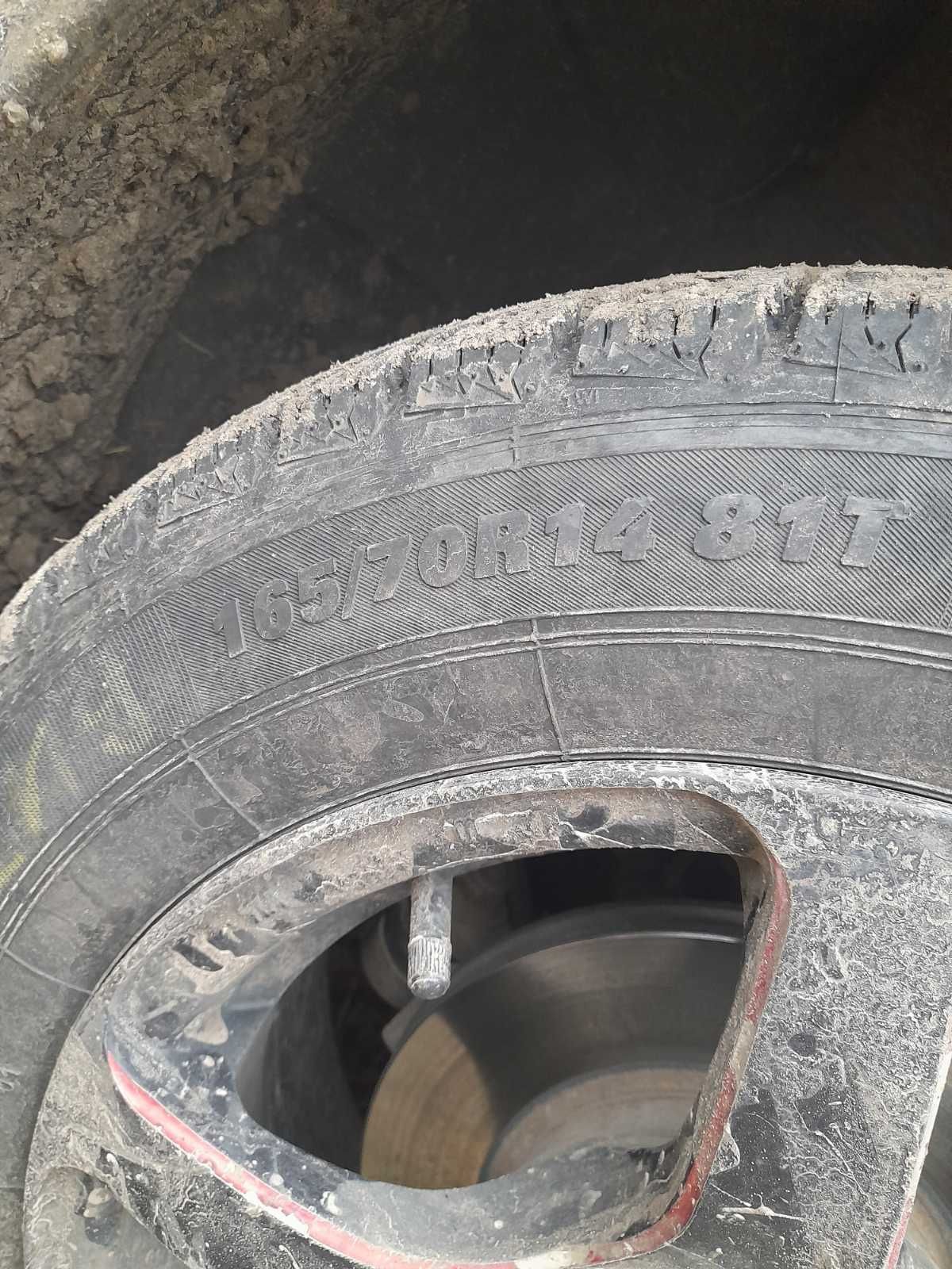 Шини авто 165/70R14 81T