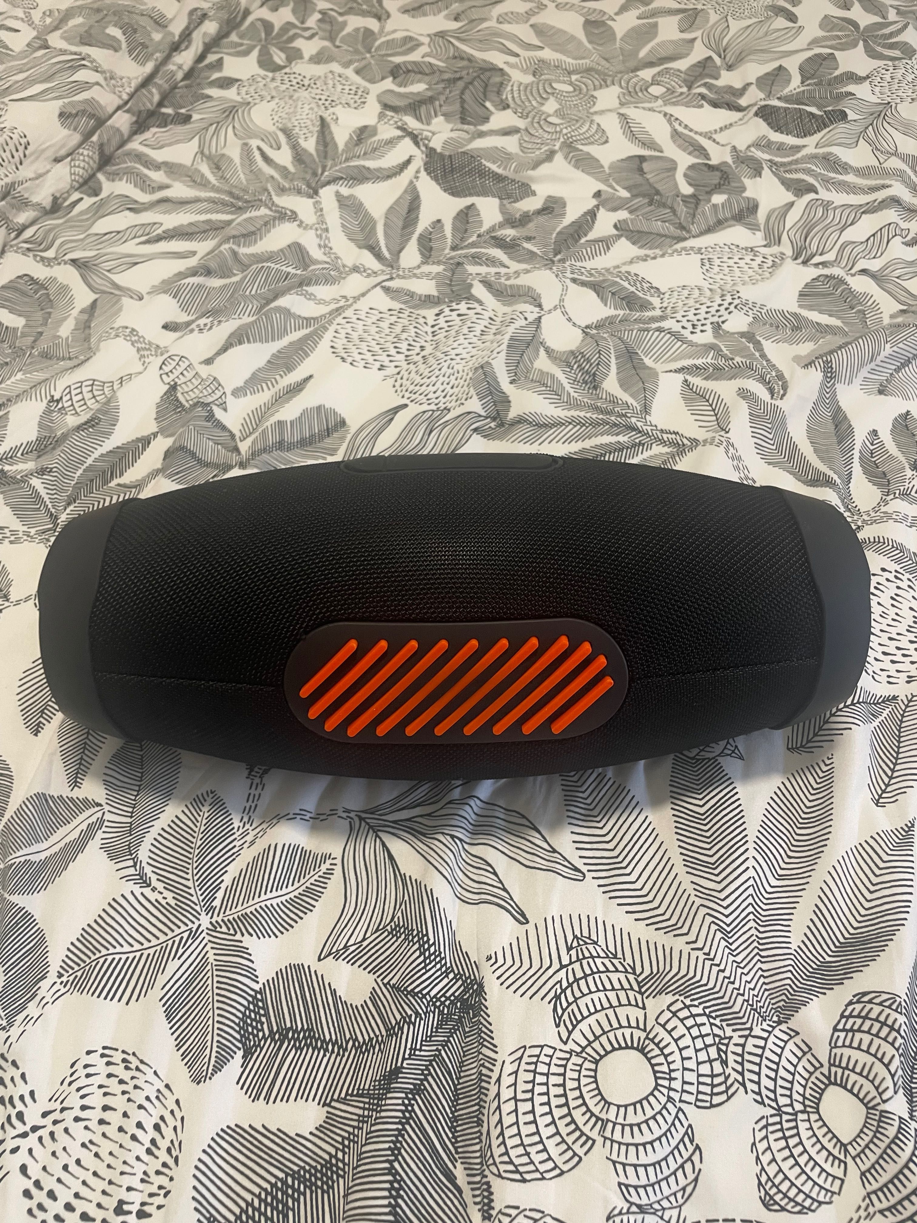 Vendo Jbl Boombox 3