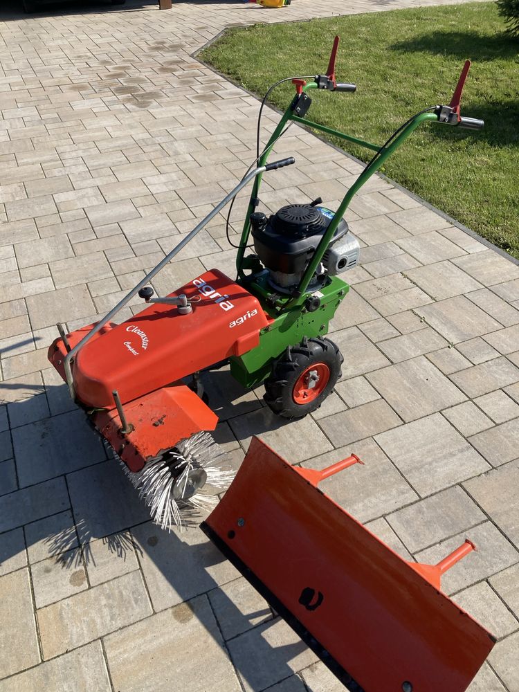 Zamiatarka odsniezarka plug honda agria  wysylka