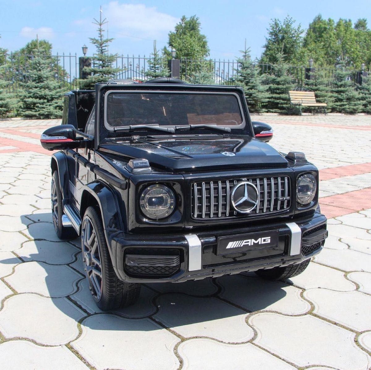 Детский электромобиль джип Mercedes G63 AMG + пульт