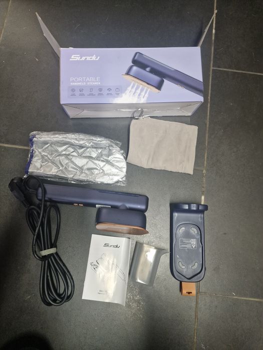 Ferro  a vapor de engomar camisas.. novo