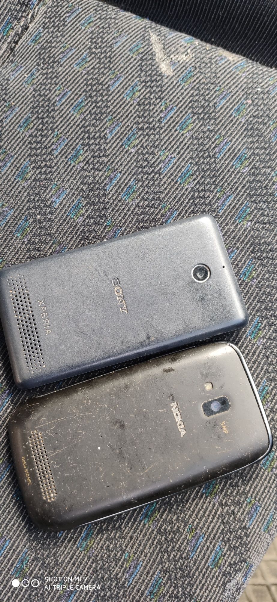 Nokia Lumia i Sony -telefony