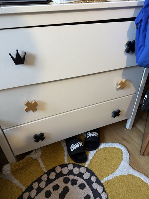 Komoda ikea biala z uchwytami