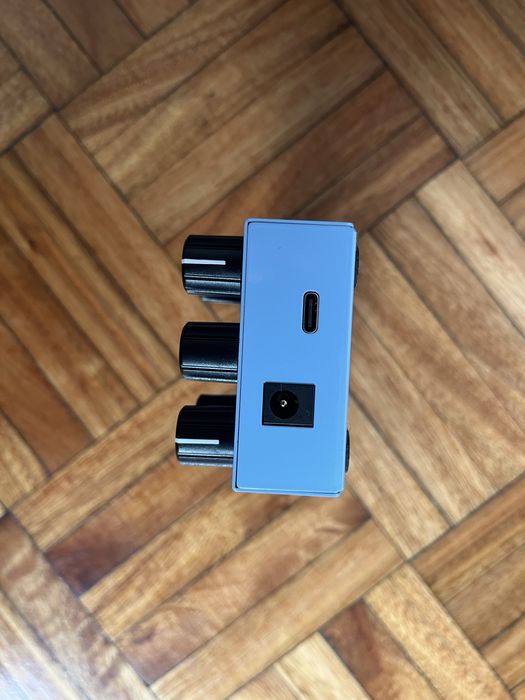 Pedal de guitarra + Mini Amp