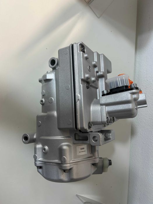 COMPRESSOR Ar Condicionado para  RENAULT ZOE 50