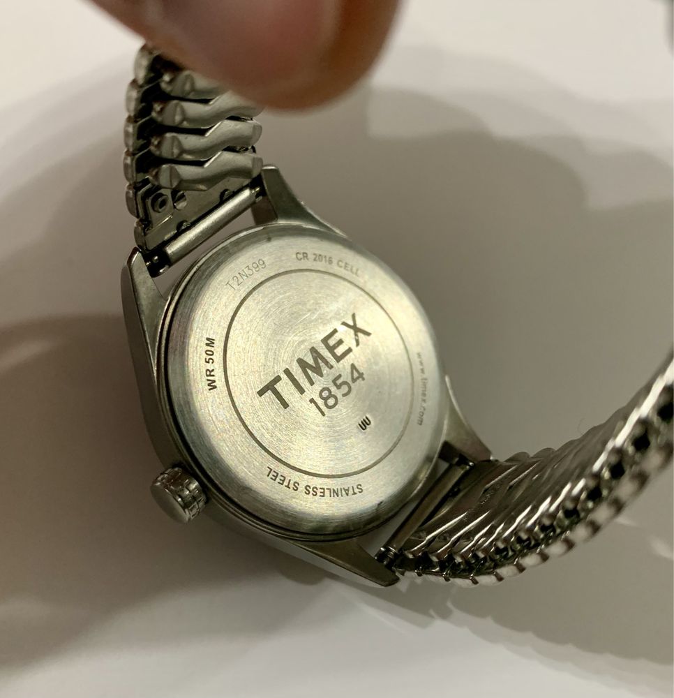 Zegarek Q Timex Retro Vintage Stal nierdzewna