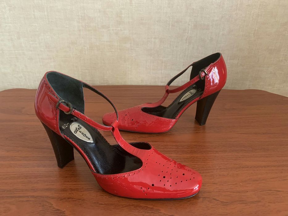 Женские кожаные летние босоножки