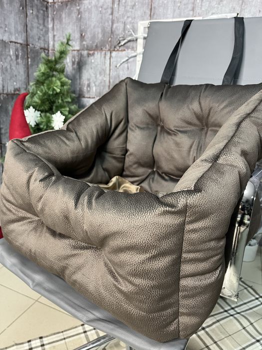 Лежанка в авто лежак автокресло для собак