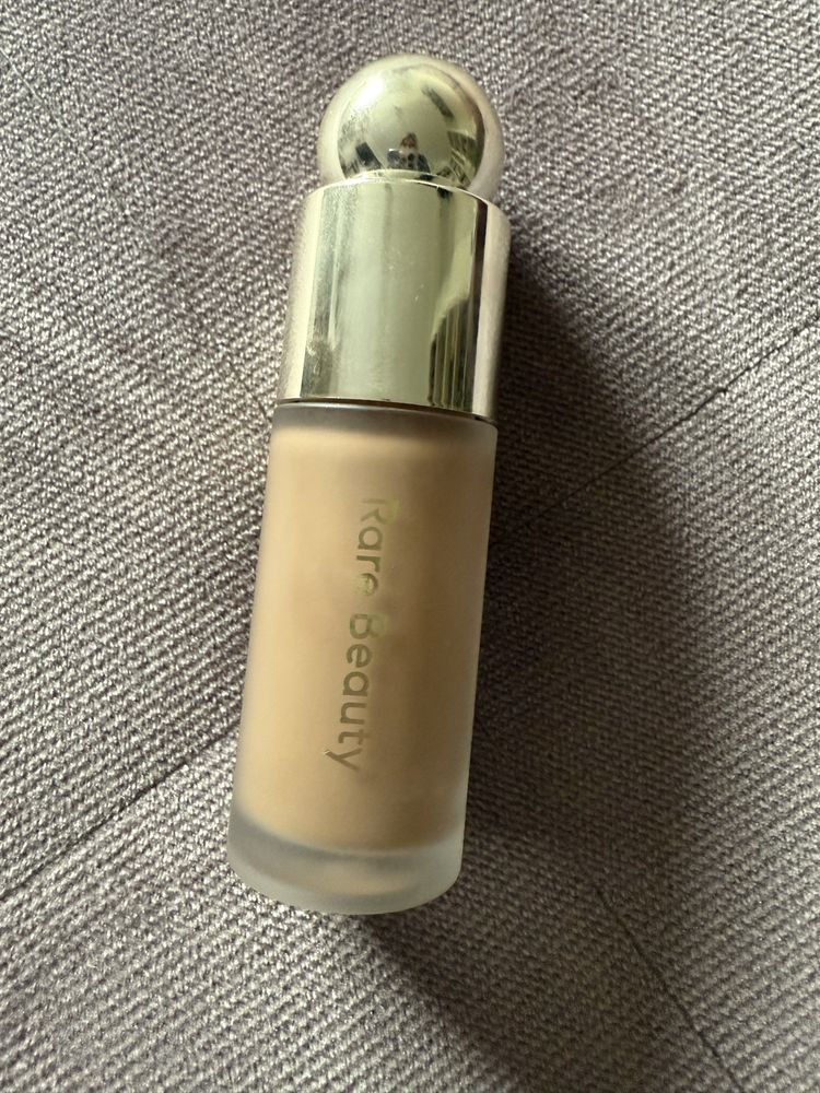 Bronzer RARE BEAUTY Soft Pinch Liquid Contour MELLOW