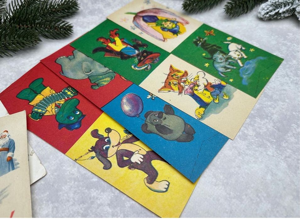 Ялинкові прикраси СРСР. Новорічна паперова гірлянда - прапорці