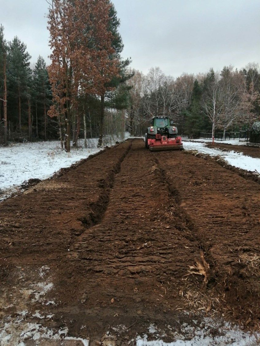 Mulczer Leśny Mulczer Wgłębny Wycinki drzew Frezowanie pni drzew