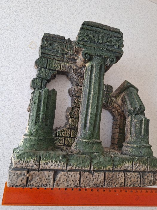 Ruiny zamku ozdoba do akwarium.