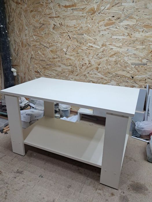 Журнальний столик новий