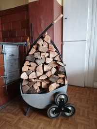 Wózek, stojak na drewno do kominka lub pieca.