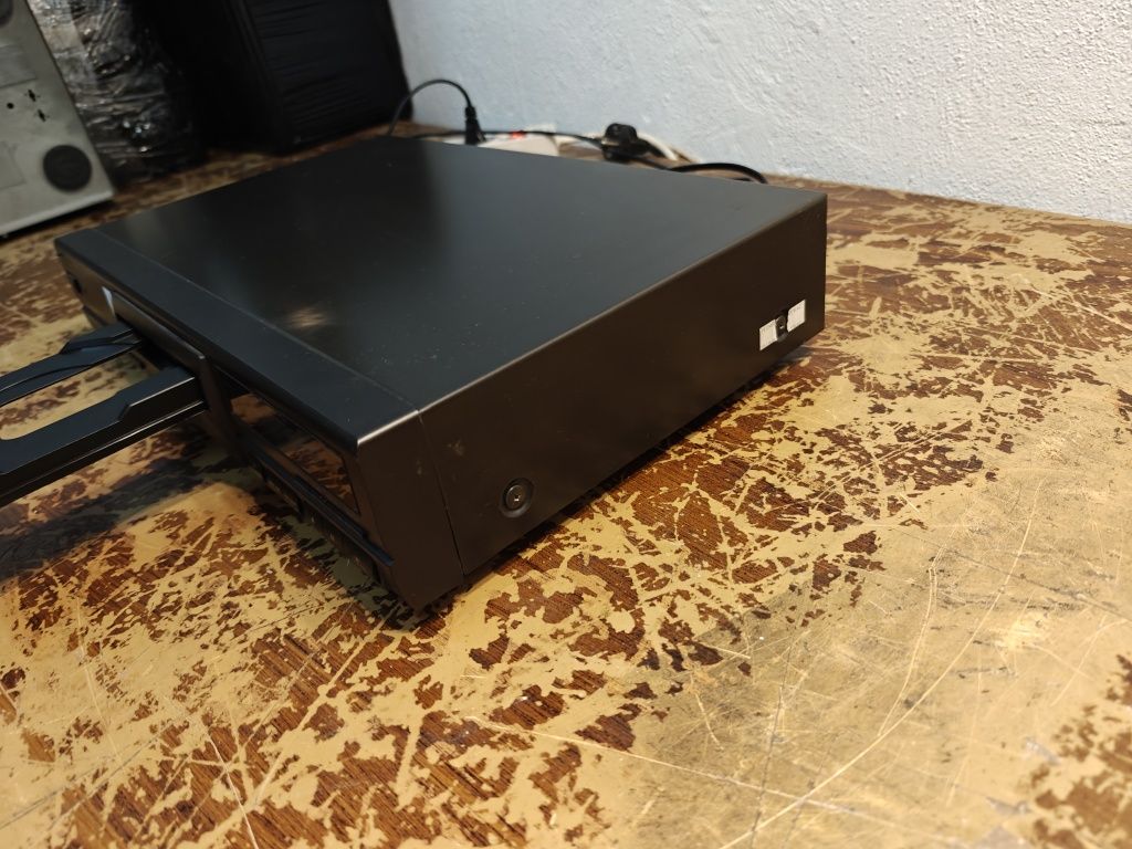 Odtwarzacz CD Technics SL-PG480A (2)