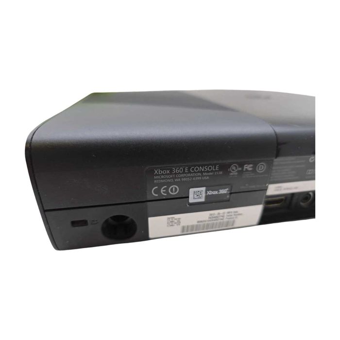 Konsola XBOX 360 E 320GB - zestaw - 1x pad - 7 GIER - Prison Break
