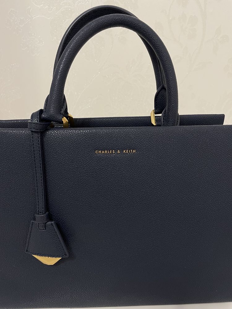 Сумка Charles&Keith оригінал