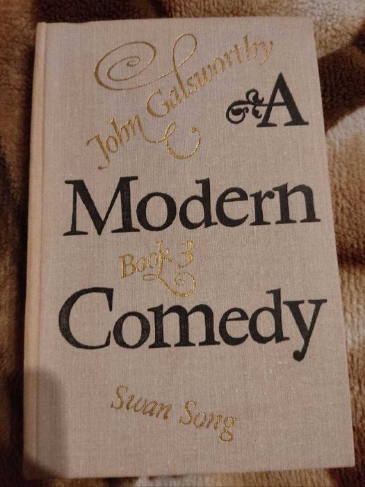 Книга John Galsworthy - A modern comedy ( book 3 )