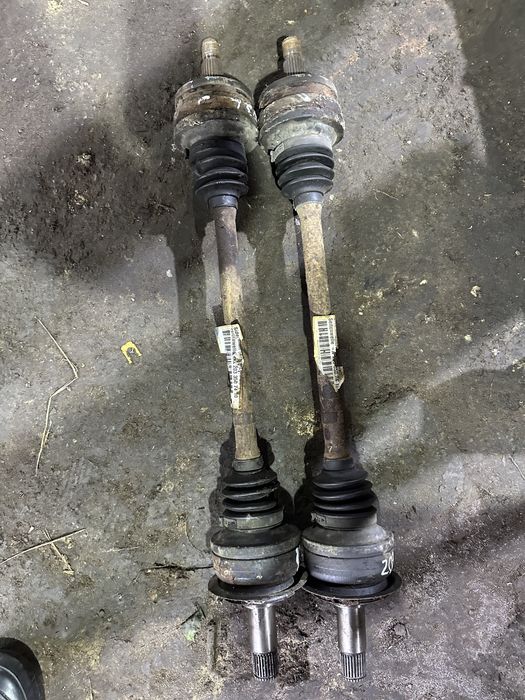 Піввісь полуось привода шрус Mercedes w203 w211 Мерседес 211 перід зад