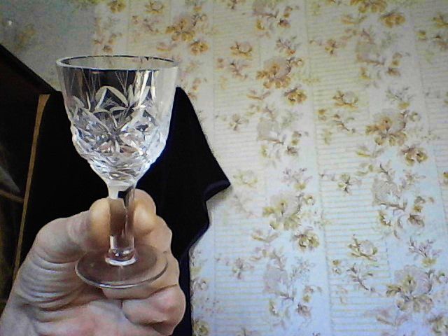 вазы фруктовницы бокалы рюмки и проч чешский хрустальBOHEMIA+сервизфар