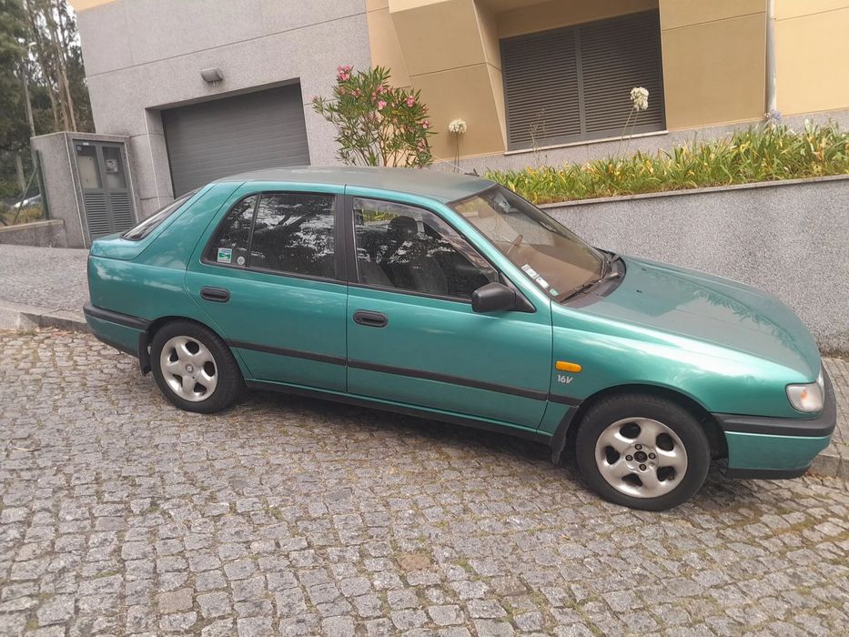 Nissan Sunny Hatchback 1.4 SLX