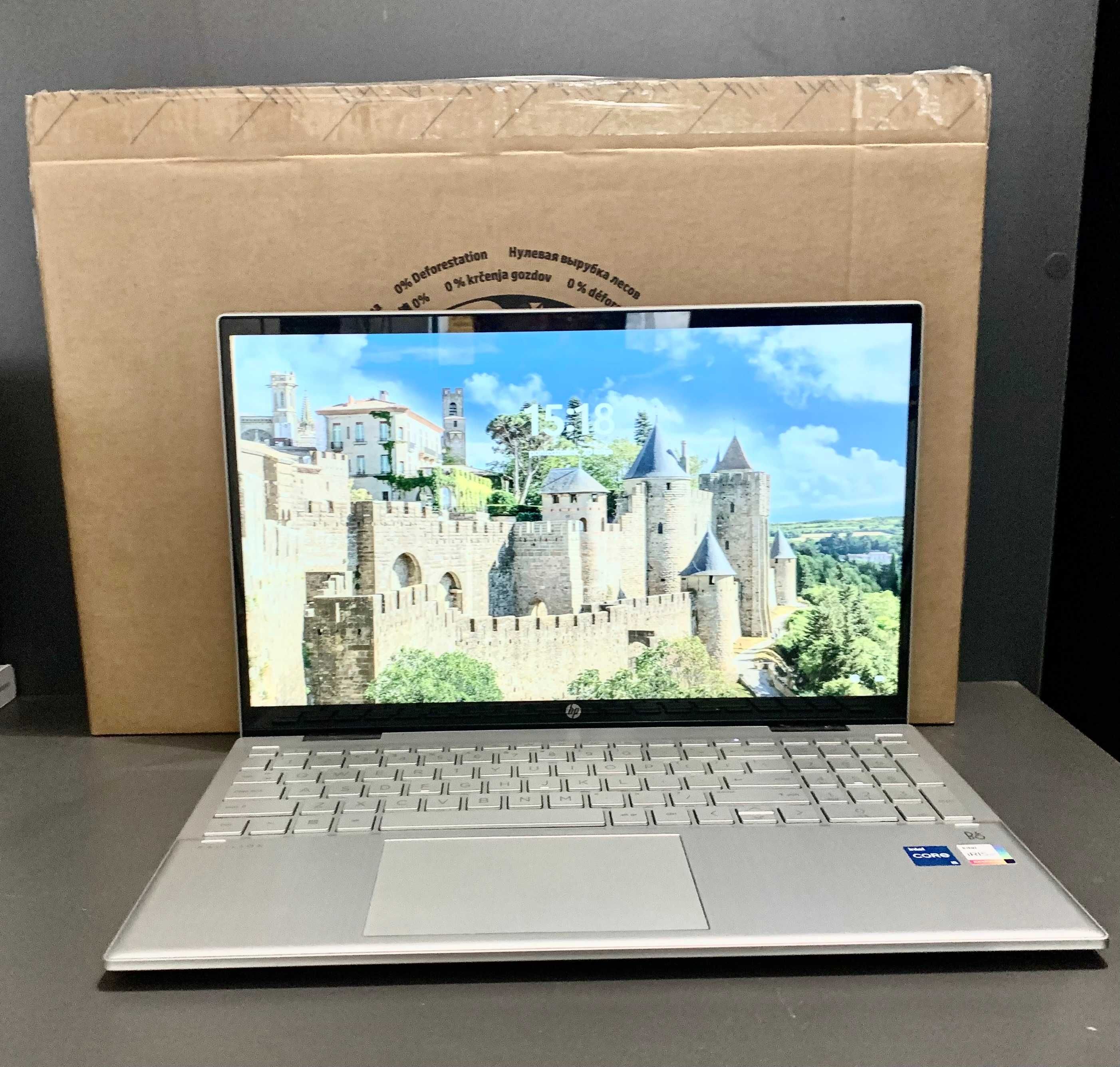 Laptop HP PAVILION 15-er1420nw