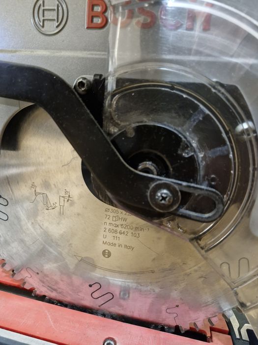 Торцовочна пилка Bosch GDL 12 Торцовка. Торцовочная піла