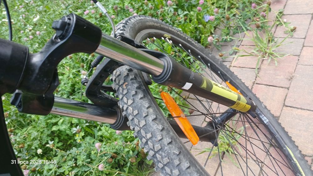 Rower tabou blade 1.0 lekko porysowany na ramię i przy łańcuchu