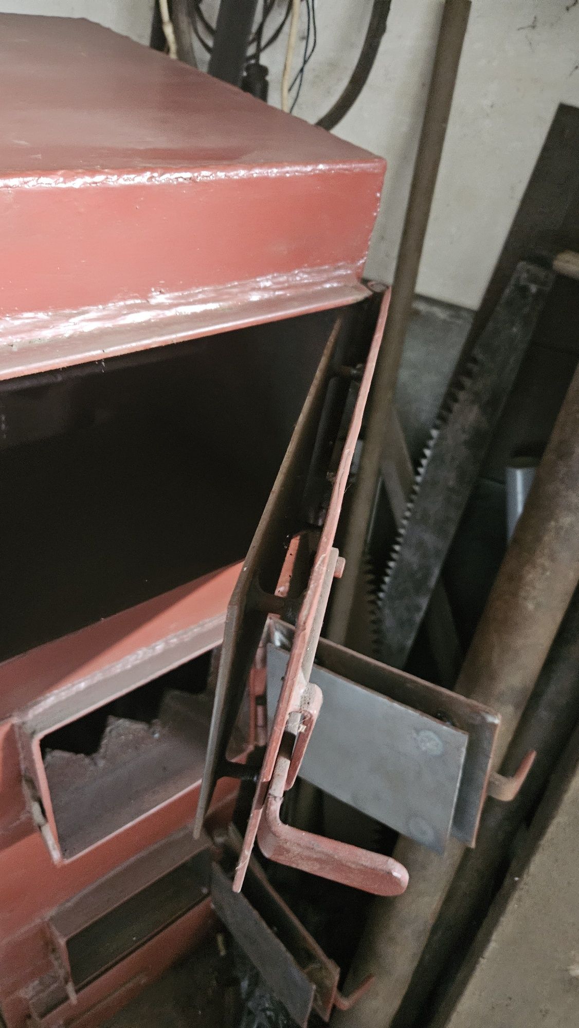Piec na paliwo stałe DIY
