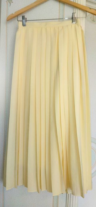 Літня легка плісирована спідниця на запах topshop