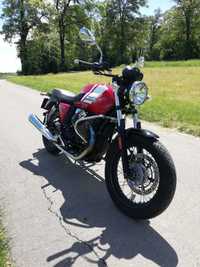 Moto Guzzi V7 II Special - przebieg 9000 km
