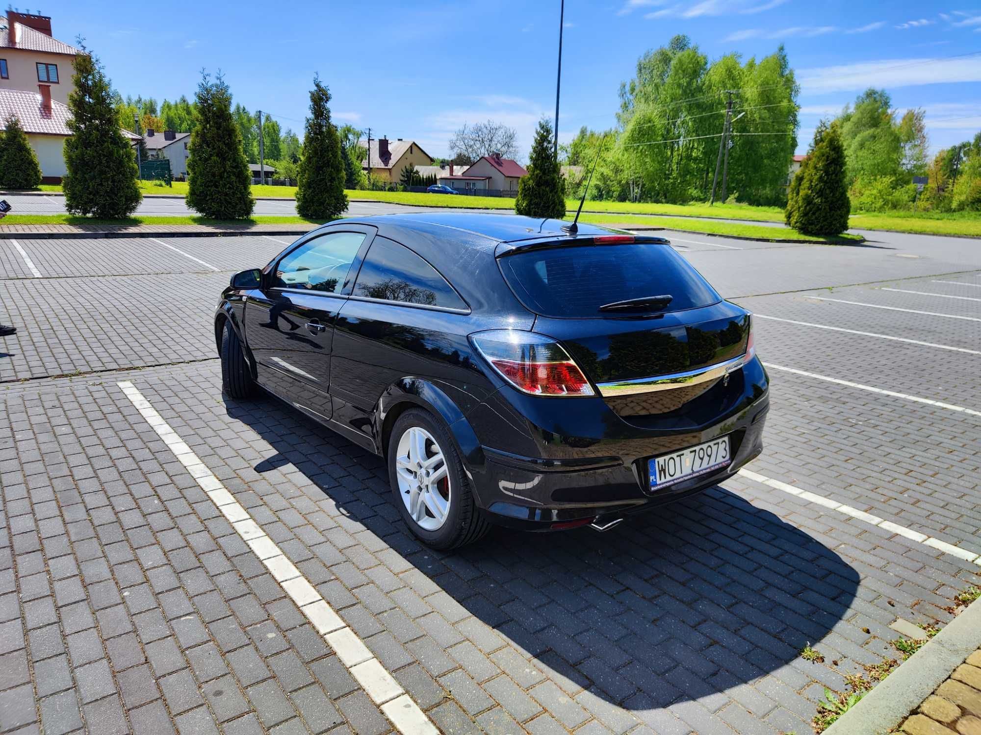 Opel Astra H GTC 2.0 Turbo 200KM