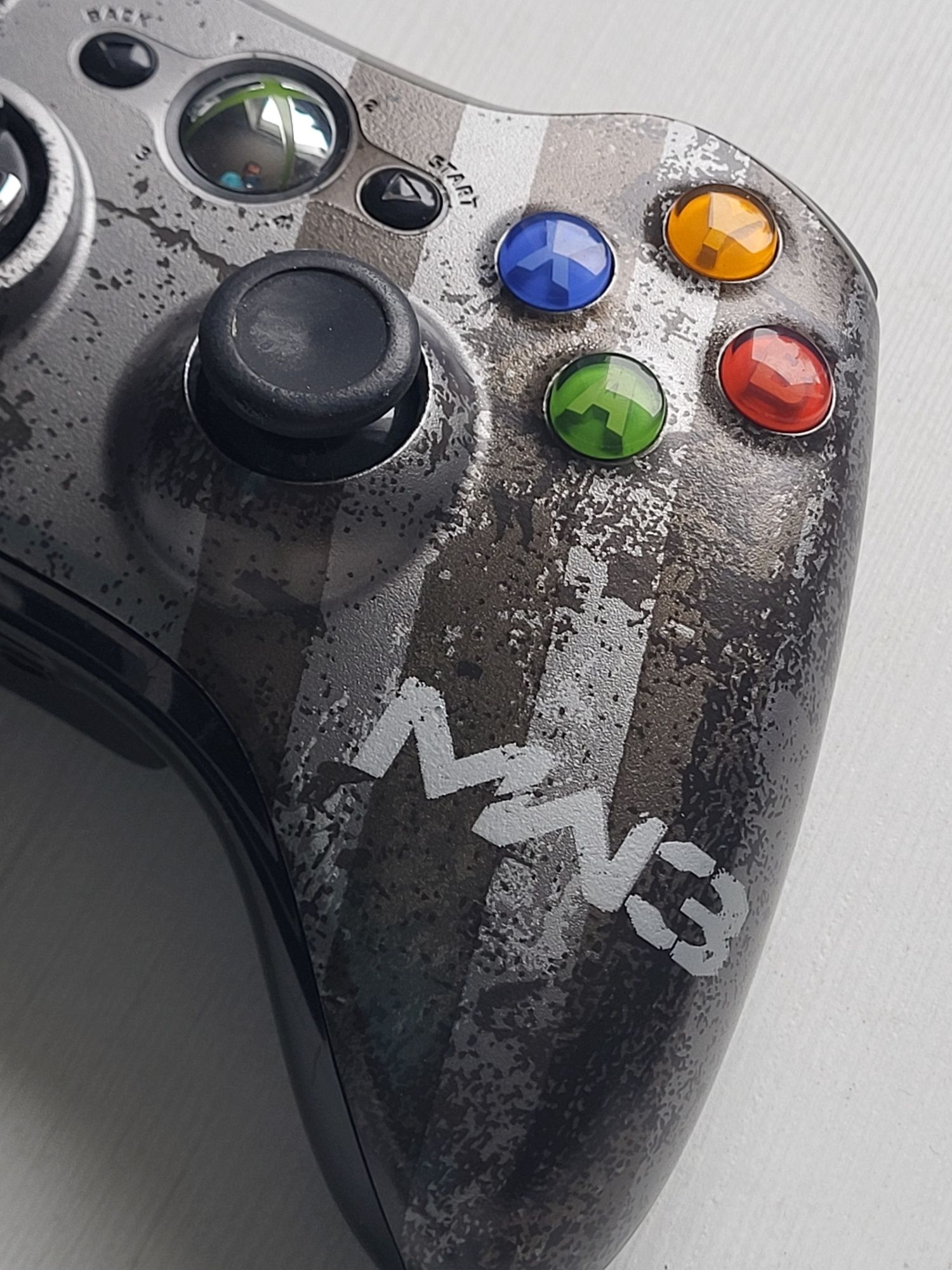 Limitowany piękny sprawny oryginalny pad XBOX 360 MW3 call of duty