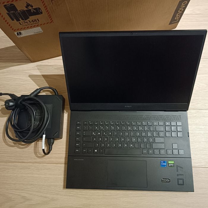 Ноутбук HP Omen! i7-11800H, RTX 3060 6gb, 16gb/512tb, 144Hz, FHD 17.3"