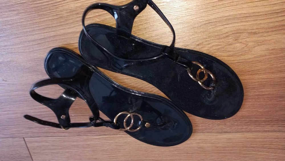 Sandałki damskie gumowe czarne japonki sandały r. 39 nowe