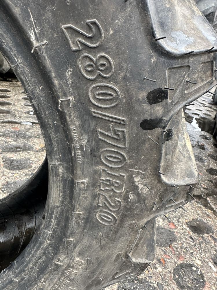 Opona 280/70r20 BKT Agrimax RT765