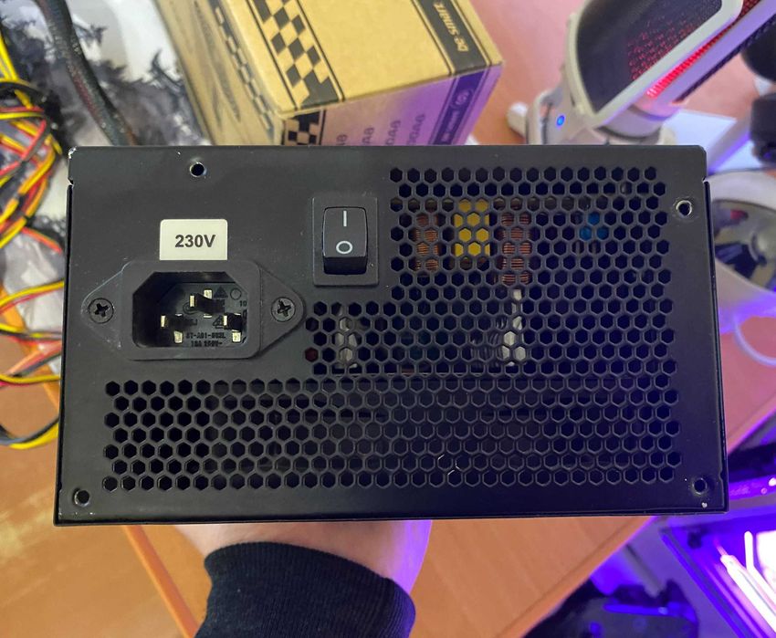 Блок живлення Chieftec GPS-600A8 600W ( 600 Вт )