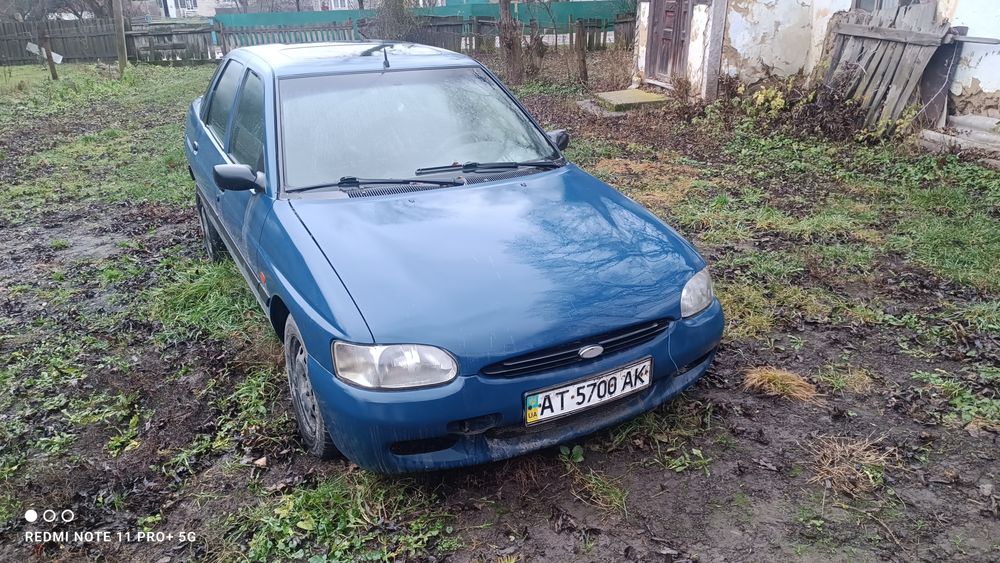 Продам форд ескор