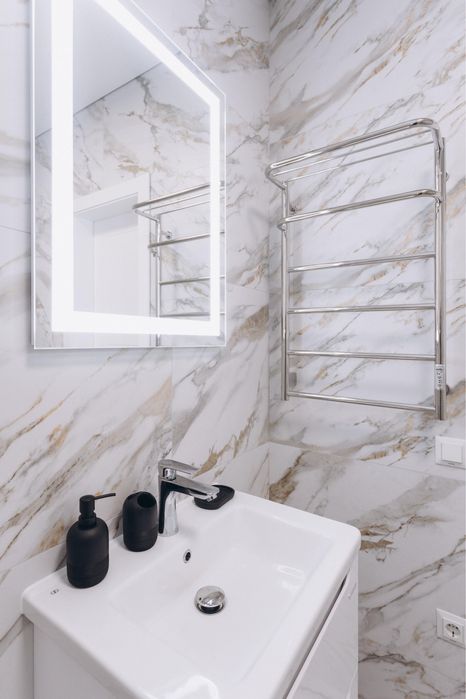 В центрі міста з новим ремонтом новобудова