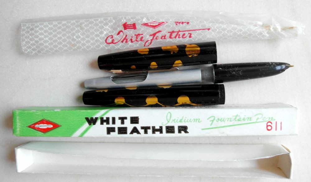 Олівці для креслення,  рапідограф, ручка -чорнило