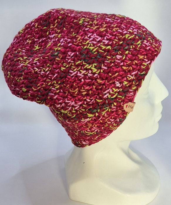 Ciepła czapka, szydełkowe rękodzieło
