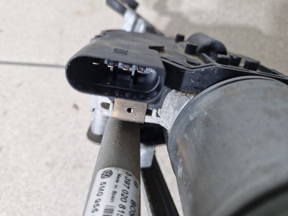 Mechanizm wycieraczek vw golf 5 plus