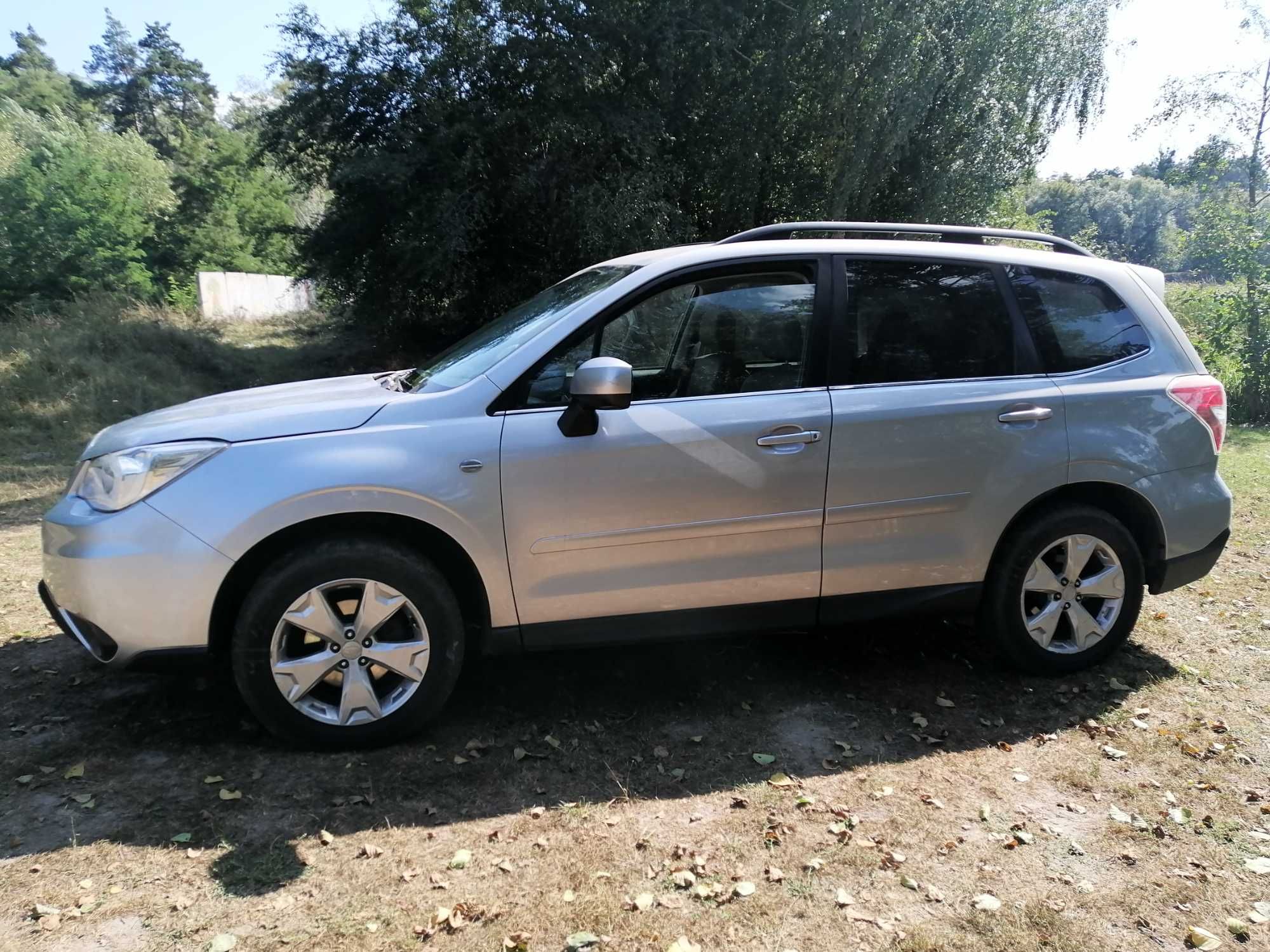 Продам Subaru Forester (SJ) 2.5  PREMIUM 2015