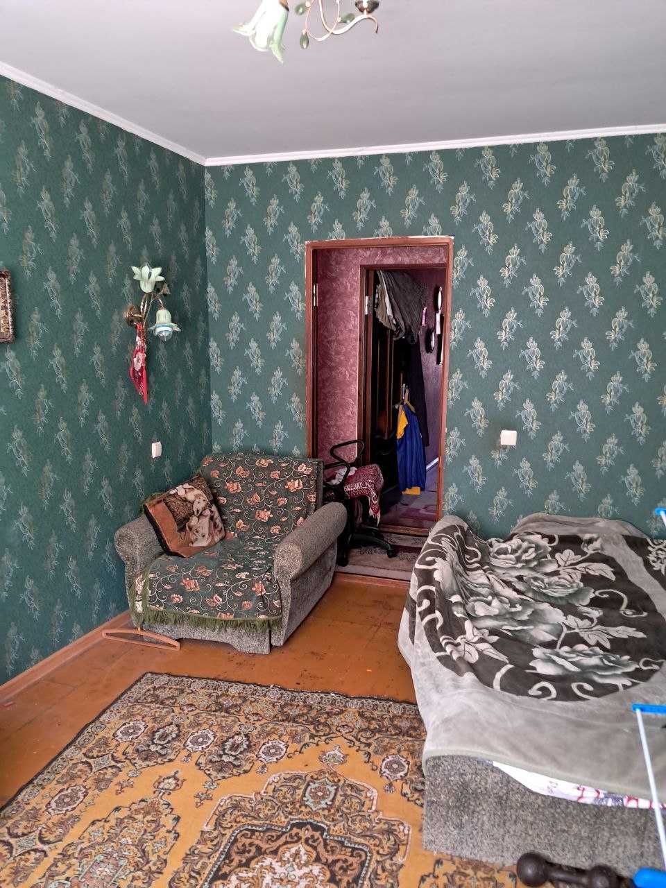 Продається, або ж міняється на 1-кімнатну з доплатою